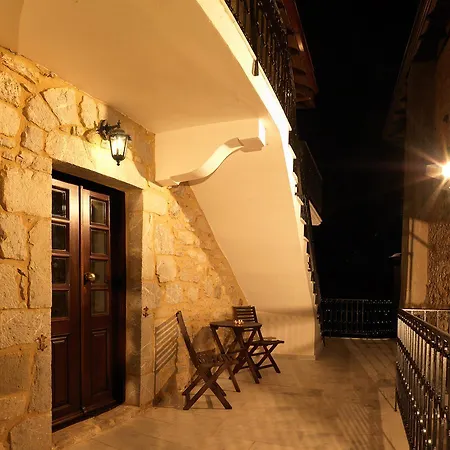 מלון Hotel Archontiko 3*